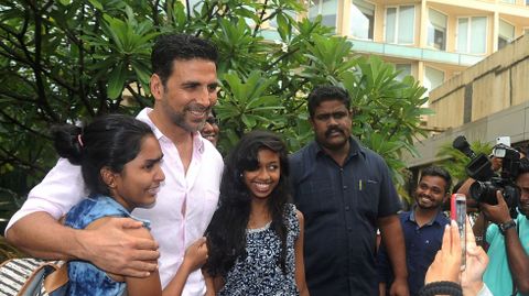 Akshay Kumar con 27,9 millones de euros