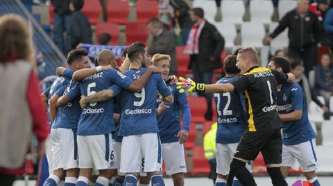 Los jugadores del Getafe celebran su victoria ante el Lugo