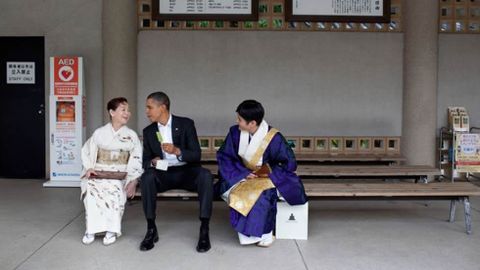 Disfrutando de un helado de te verde en Japón