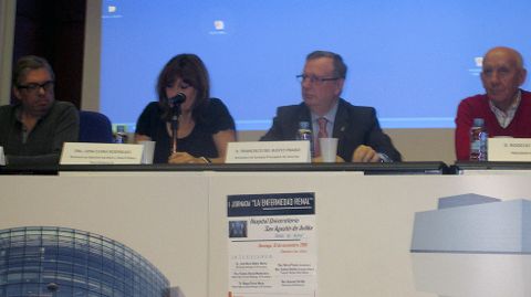 El consejero de Sanidad, Francisco del Busto, en la inauguración de la primera jornada renal del Hospital San Agustín que organiza el área sanitaria III junto a la asociación de pacientes ALCER-Asturias.El consejero de Sanidad, Francisco del Busto, en la inauguración de la primera jornada renal del Hospital San Agustín que organiza el área sanitaria III junto a la asociación de pacientes ALCER-Asturias