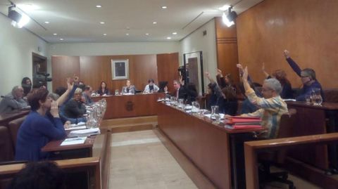 Los concejales de Avils votan en contra de los presupuestos del PSOE.Los concejales de Avils votan en contra de los presupuestos del PSOE