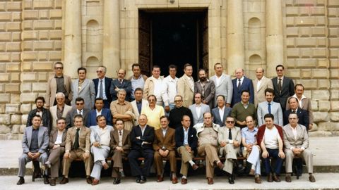 Una reunión de antiguos alumnos del colegio en 1980