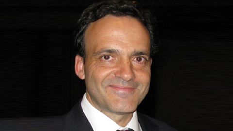 El médico del HUCA Juan Pablo Rodrigo