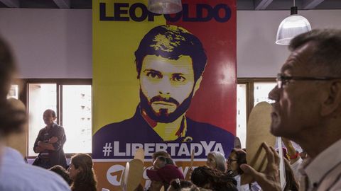 Rueda de prensa de partidos opositores al chavismo en Caracas tras la detencin de Leopoldo Lopez y Antonio Ledezma