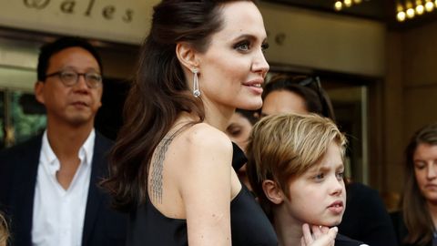 Angelina Jolie junto a su hija Shiloh.