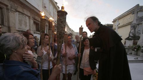 VISITA GUIADA AL CEMENTERIO DE SAN AMARO