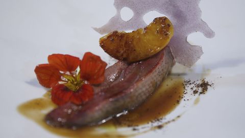 UNO DE LOS PLATOS DEL RESTAURANTE PECULIAR