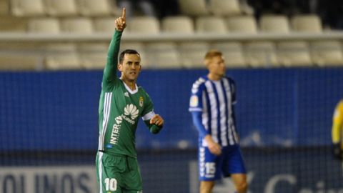 Gol Linares Lorca Real Oviedo Horizontal.Linares celebra el 0-2 frente al Lorca