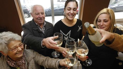 Celebración en el Dolar