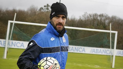 Temporada 2015/16
La buena clasificación del equipo hasta enero provoca que el club llegue sin urgencias al mercado de invierno. El veterano meta croata Pletikosa es la única incorporación por la lesión de ligamentos de Fabricio.