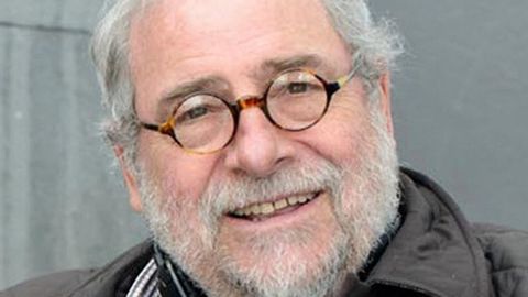 El director de cine Joel Santoni tiene vivienda y negocios en Lisboa