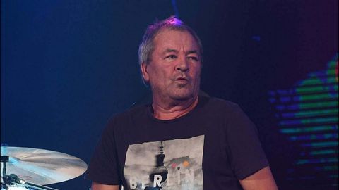 El cantante Ian Gillan tiene vivienda en el Algarve
