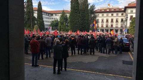 Concentracin en Oviedo en defensa de las pensiones