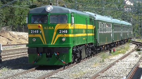 El tren turstico de Alsa en El Escorial