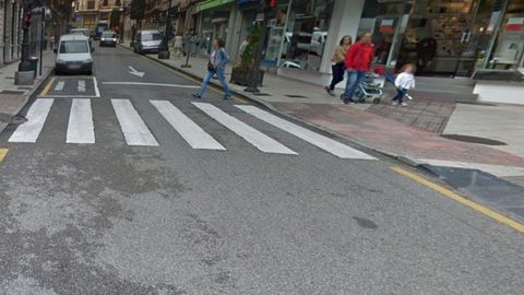 Paso de peatones en la calle Fray Ceferino
