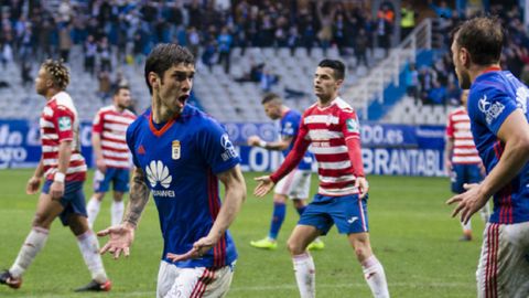Forlin Carlos Hernandez Gol Real Oviedo Granada Carlos Tartiere.Forlin celebra su gol con Carlos Hernandez