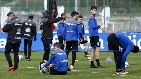 Seedorf lleva siete jornadas al frente del banquillo deportivista
