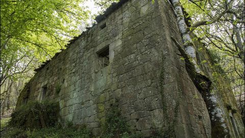 Otra vista de la Casa de Casandiño, construida en bloques bien labrados de cantería
