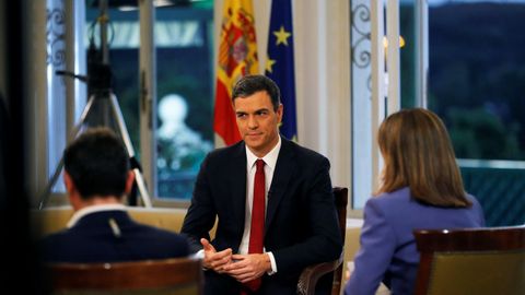 El presidente del Gobierno, Pedro Sánchez, al comienzo de la entrevista que concedió a TVE el 18 de junio
