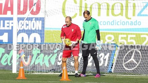 Carlos Sánchez y Queco Piña en un entrenamiento