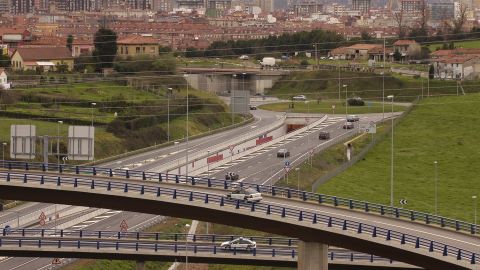 La autova minera en el acceso a Gijn