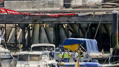 Acero oxidado y hormigón cuarteado, así estaba el muelle de Vigo