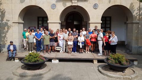 La corporación de Tapia de Casariego guarda un minuto de silencio por el concejal de IU asesinado en Llanes, Javier Ardines