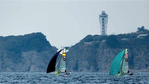 El 49er de Iago López y Diego Botín, hace unos días en Enoshima