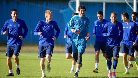 Los jugadores del Oviedo en El Requexn