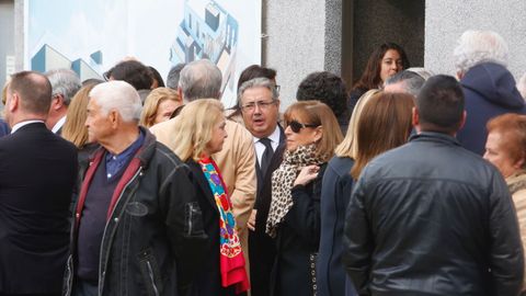 El exministro de Interior Juan Ignacio Zoido acudi al tanatorio para expresar sus condolencias por la muerte del padre de Mariano Rajoy