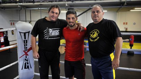 Chano Planas, Juan Carlos Bas y Manolo Planas, en el gimnasio al que acudía el malogrado Pablo