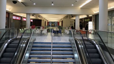 Interior del centro comercial Modoo, en el Calatrava