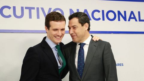 Casado y Moreno, esta maana al inicio de la reunin del Comit Ejecutivo Nacional