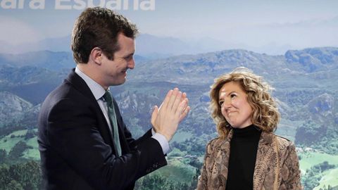 El líder del PP, Pablo Casado, en Oviedo donde presentó públicamente a la candidata popular a la Presidencia del Principado, Teresa Mallada, expresidenta de Hunosa