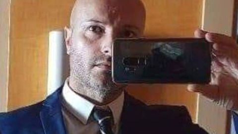 Manuel Gil en una foto tomada por él mismo para su cuenta de Facebook