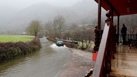  Inundaciones y desprendimientos de tierra en Rioseco. (Asturias)