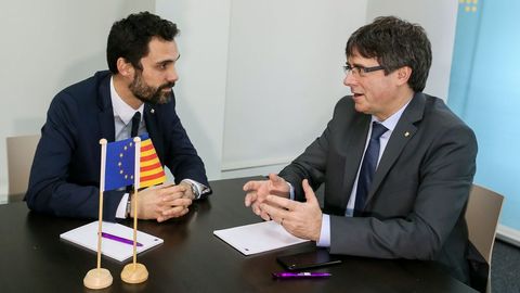 Torrent y Puigdemont, en su reunin de enero del 2018, das antes de que el primero se negara a convocar el pleno para investir a distancia al segundo