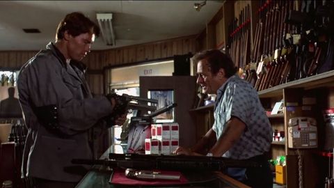 Miller, a la derecha, en una escena de «Terminator»