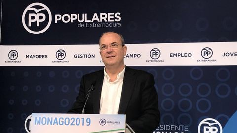 El presidente del PP de Extremadura, José Antonio Monago