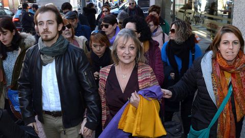  La activista feminista Blanca Cañedo (c), una de las fundadoras de la Clínica Belladona en Asturias, a su llegada esta mañana al juzgado de Valladolid 