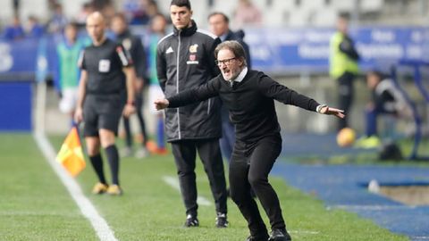 Juan Antonio Anquela en el Oviedo-Alcorcón