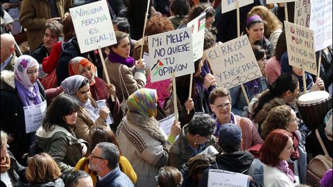 Concentración del 8-M por las calles de Oviedo