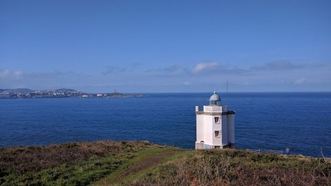 Faro de Mera