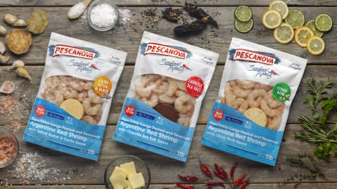 Los tres packs de langostinos recién lanzados por Pescanova: con ajo y mantequilla, con sal de mar y chipotle, y con toques cítricos
