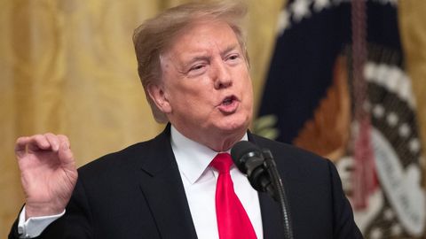 Trump anunció su decisión a través de un tuit