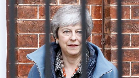 May anunció hoy que solicitará una nueva prórroga para el «brexit», tan corta «como sea posible»