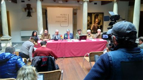 Fallo del Premio Jovellanos de Ensayo durante una edición pasada