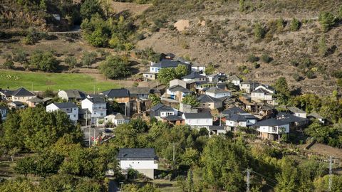 Precisamente, por Ribas de Sil discurre la conocida como Ruta do Ouro, que une varias explotaciones mineras de la época romana