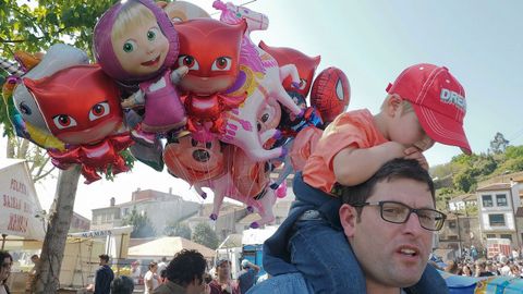 Además de los caballos, las atracciones, los juguetes y las chucherías hicieron las delicias de pequeños y no tan pequeños