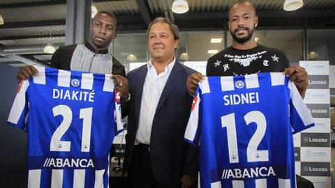 Tino fernández combinó buenos fichajes con jugadores que apenas llegaron a vestir la blanquiazul. Dos ejemplos de la pretemporada de la 2014-2015